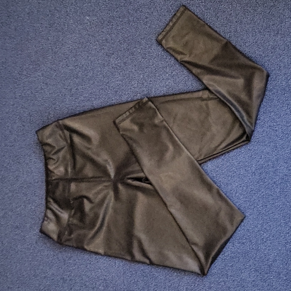 Faux leather leggings